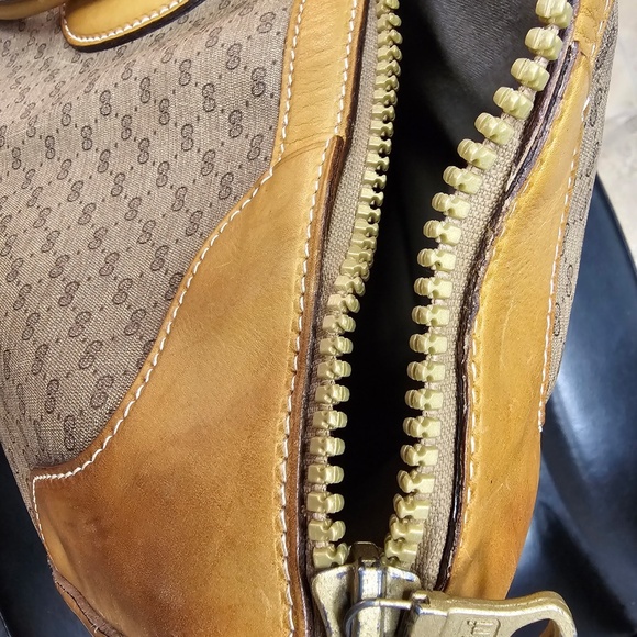 Vintage GUCCI LIMITED EDITION GG Monogram Boston Sherry Lg Travel Bag w/lock - Picture 11 of 16